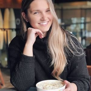 Meet your Posher, Justine